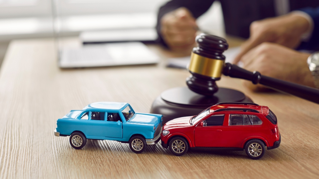 Who Pays For Damage in a Car Accident in Florida?